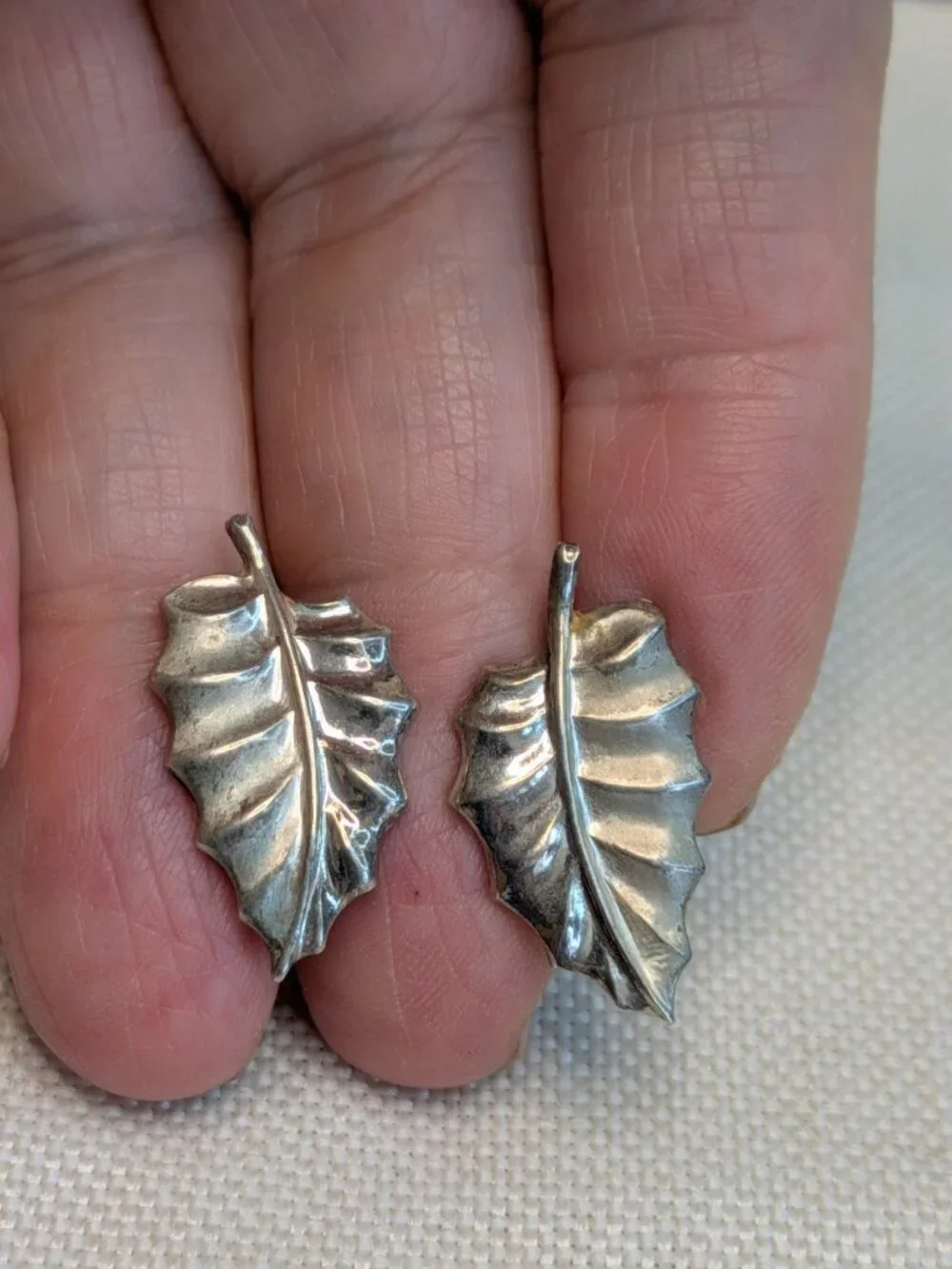 Vintage Sterling Silver Leaf Earrings – Screw‑Back Design